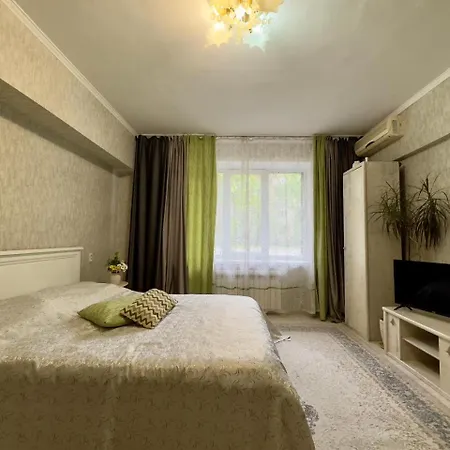 Уютная Квартира В Центре Алматы Exterior photo